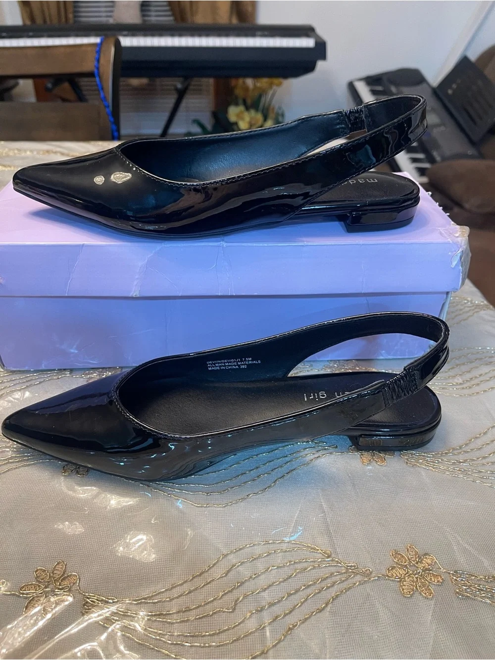 NWB madden girl women’s deviin pointed toe slingback flats black size 7.5